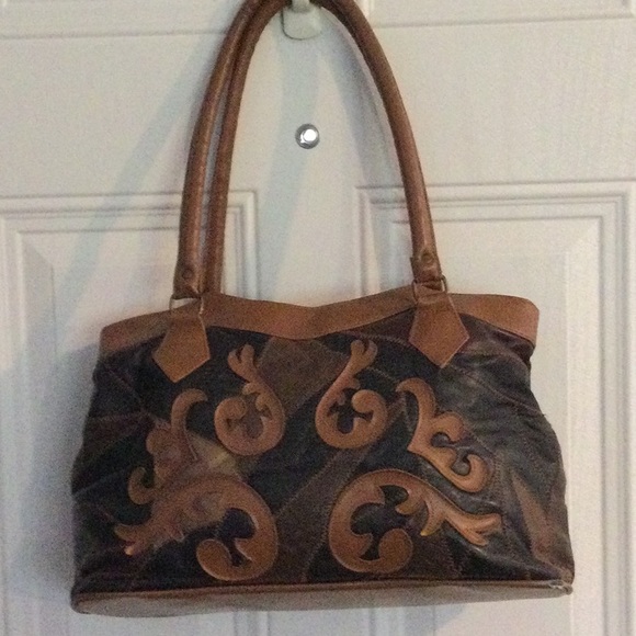 🎖️Gold Coast Handbag - Picture 1 of 14